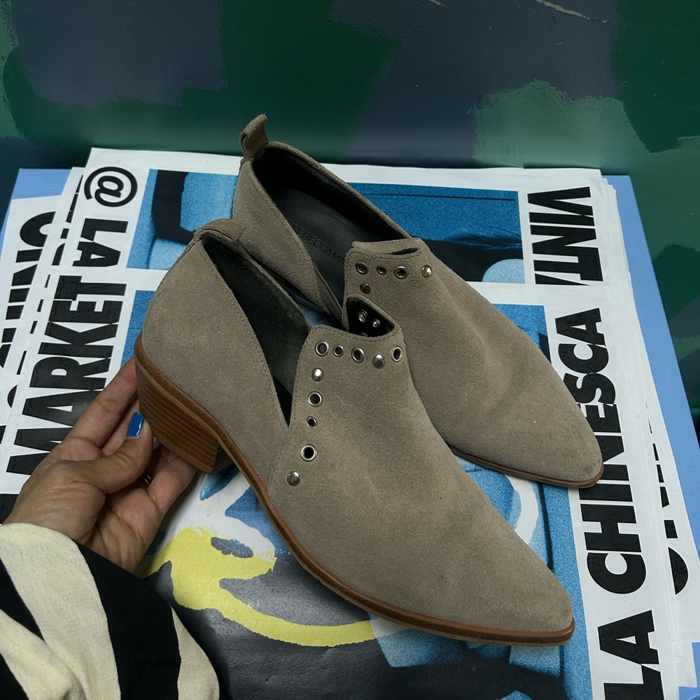 Black Leather Boots with Waterproof Finish and Cushioned Sole